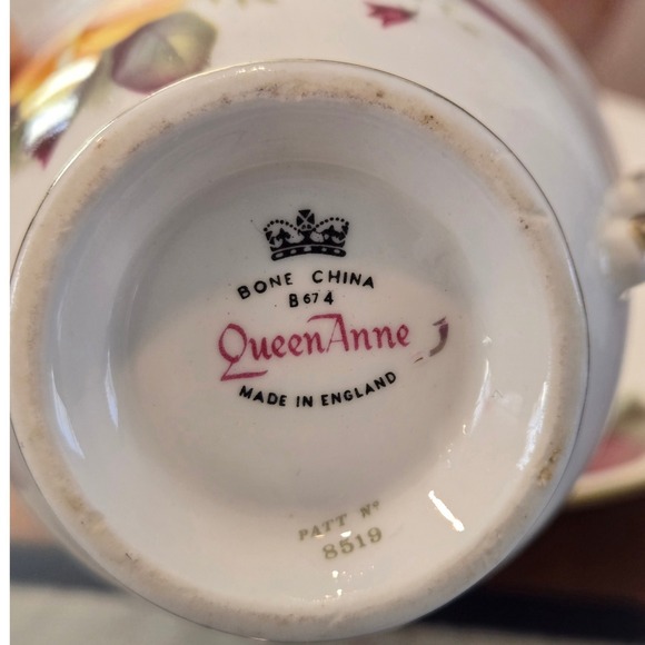 Queen Anne Bone China Tea Cup and Saucer Set Red Yellow Pink Roses 8519 England - Picture 2 of 7